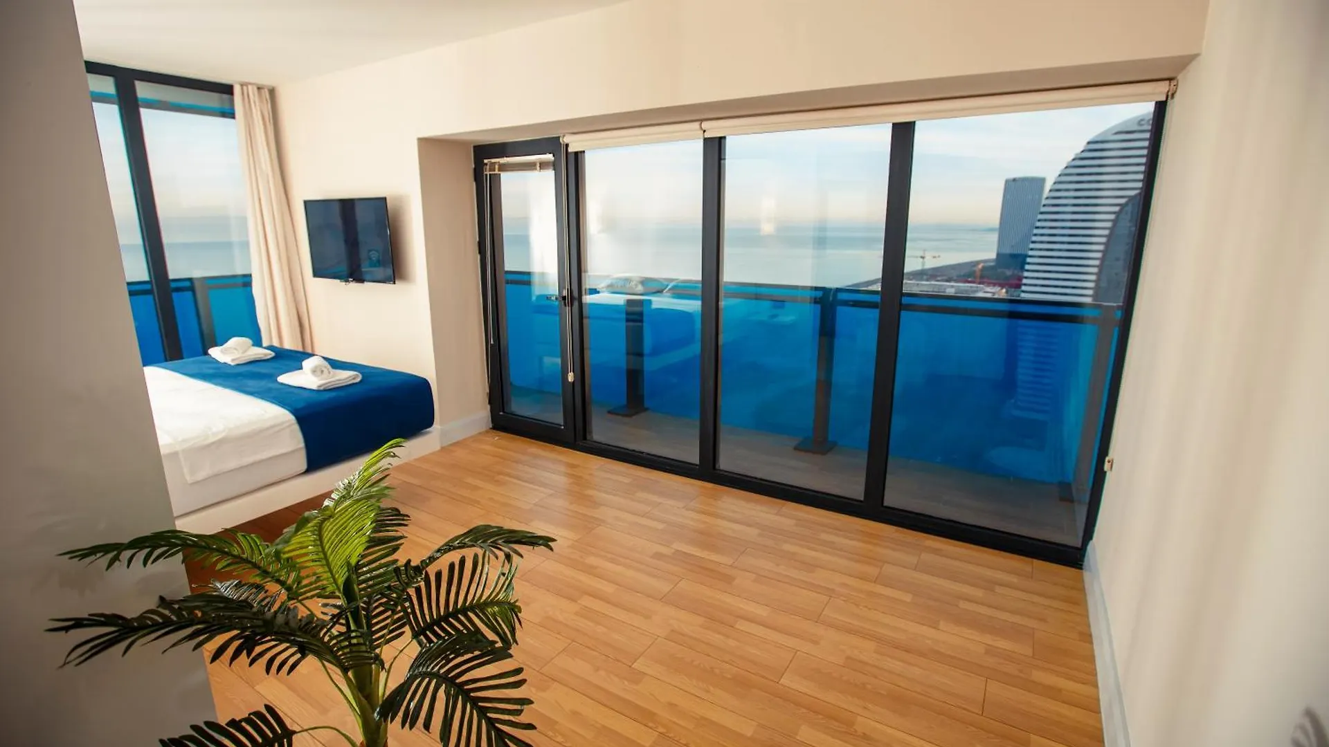 Apart Hotel Orbi City With Sea View Batumi 5*,
